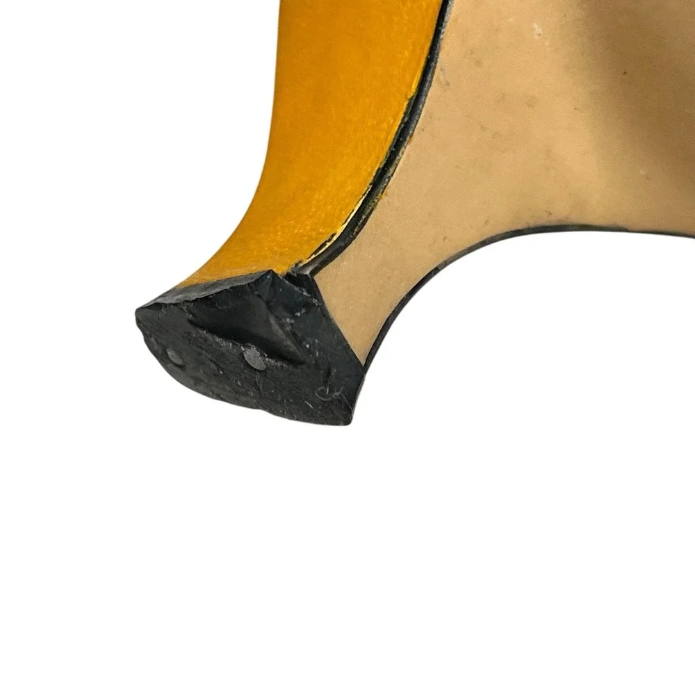 Vtg Mustard Yellow Leather Pumps Sz‎ 9.5 M Art Deco Shell Detail 2.5